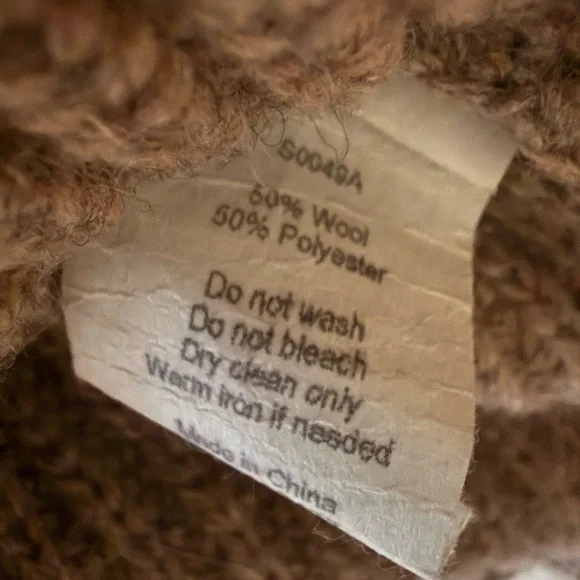 DRA Tan Cropped 3/4 Sweater - Picture 6 of 6